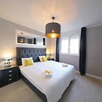 Marine Luxury 자다르