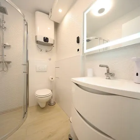 Apartment Marine Luxury Zadar